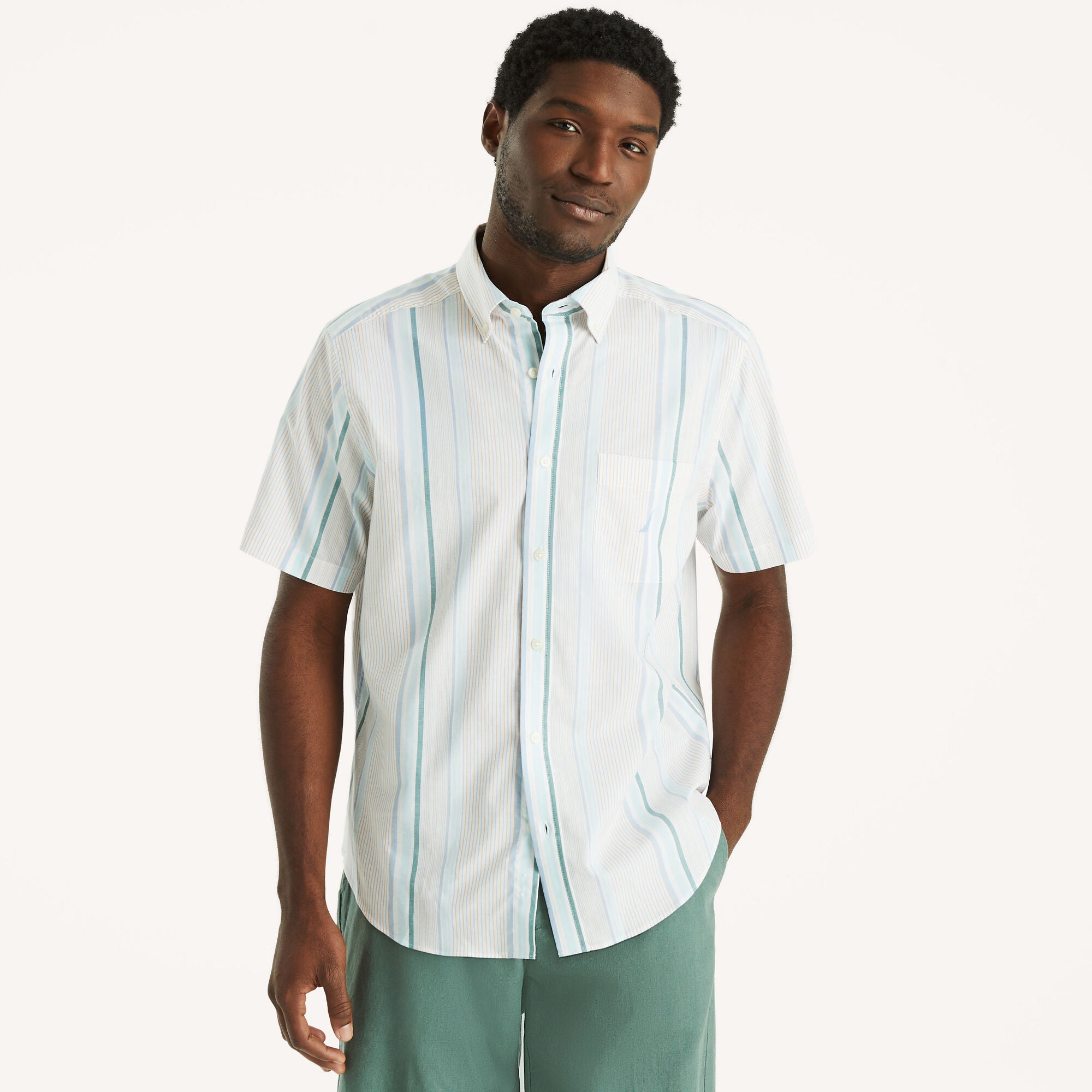 CAMISA M/C DE HOMBRE
